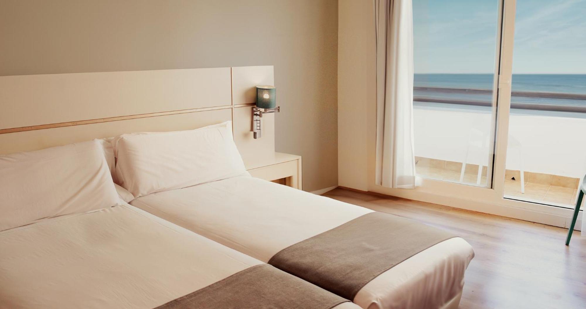 Hotel Vertice Chipiona Mar Exterior foto